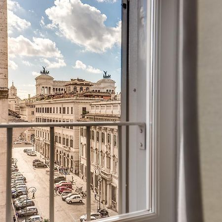 Appartamento Con Vista Sul Vittoriano Rom Exteriör bild