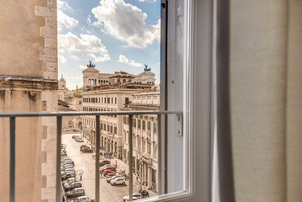 Appartamento Con Vista Sul Vittoriano Rom Exteriör bild
